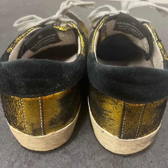 *VERY RARE* Golden Goose Superstar Sneakers - Picture 7 of 9